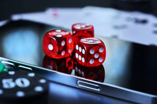 tunai app showing live-dealer roulette studio with payment method selection menu